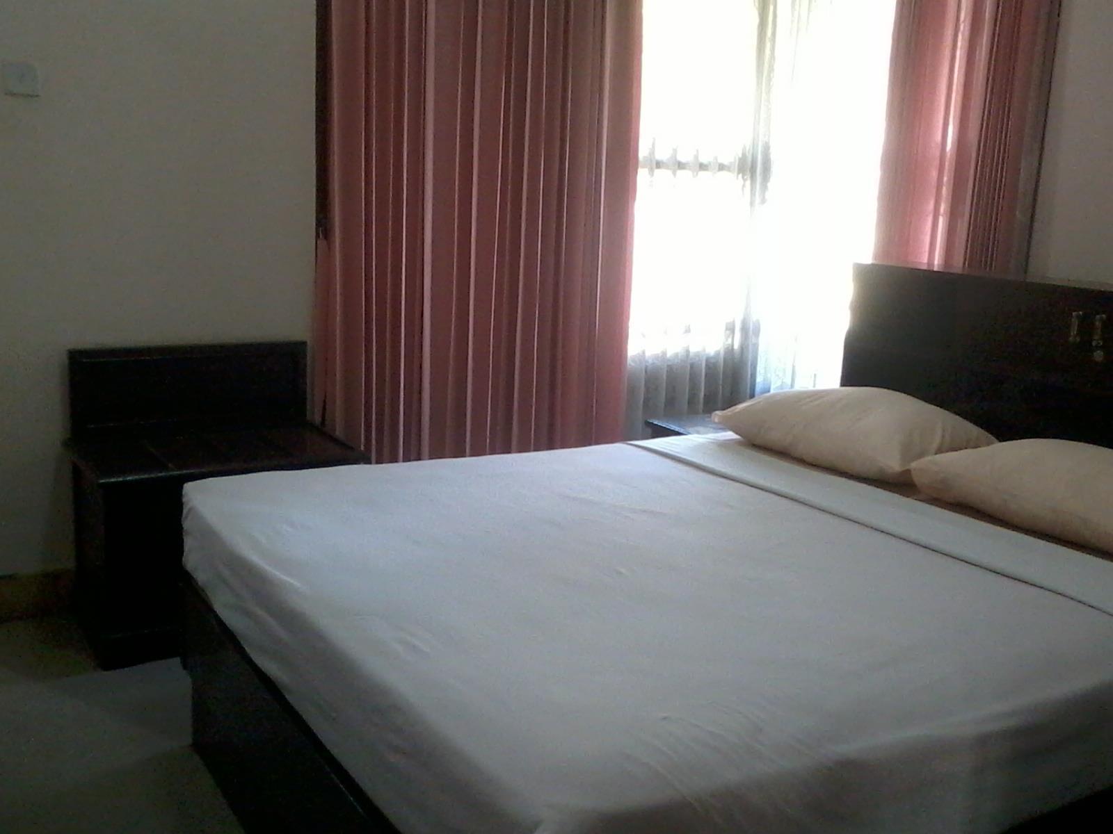 Reddoorz Plus Near Brawijaya Museum Hotel Malang Luaran gambar