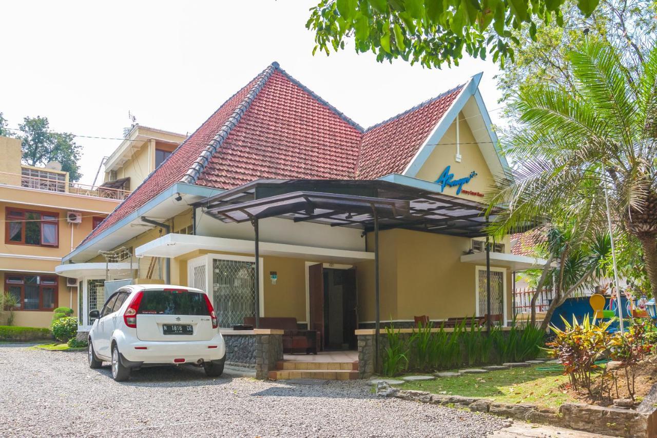 Reddoorz Plus Near Brawijaya Museum Hotel Malang Luaran gambar